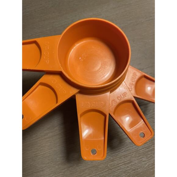Tupperware Measuring Stacking Cups Set of 5 Orange VTG 1970sRetro-1 cup missing - Picture 4 of 8